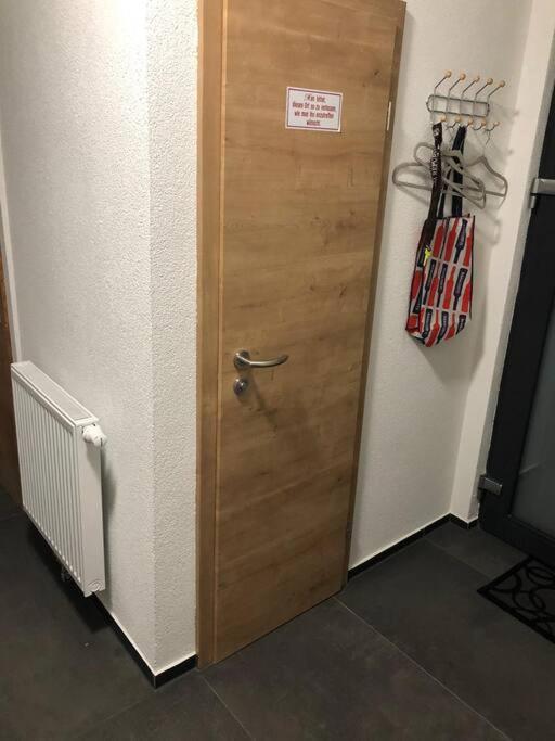 Kleine Wohnung Im - Konzept Flieger - 2 Stockwerke Tettnang Exterior photo
