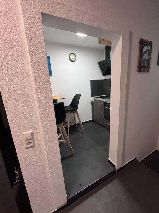 Kleine Wohnung Im - Konzept Flieger - 2 Stockwerke Tettnang Exterior photo