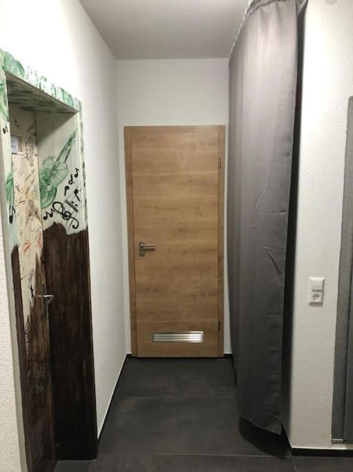 Kleine Wohnung Im - Konzept Flieger - 2 Stockwerke Tettnang Exterior photo